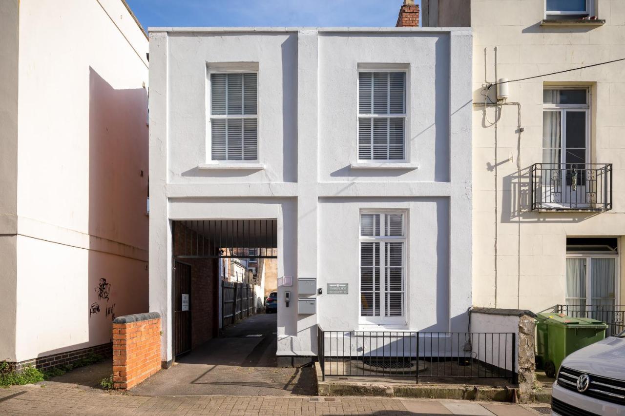 Contemporary Ground Floor Apartment - Town Centre With Parking! Cheltenham Esterno foto